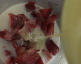 A picture of step 1 of Strawberry & banana shake.