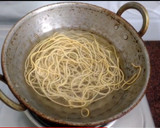 பாட்டி காலத்து ஓமபொடி (omapodi recipe in tamil) ரெசிபி ஸ்டேப் 2 புகைப்படம்