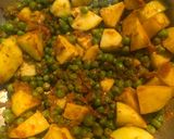 A picture of step 2 of Aloo Matar Masala (Potato Peas curry).