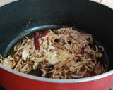 A picture of step 6 of Spicy Chicken Pulao.