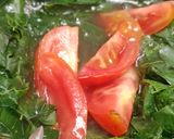 Foto langkah ke 4 dari resep Sayur Bening Katuk dan Jagung.