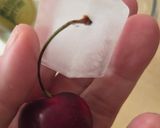 Foto del paso 2 de la receta: Agua en 3 estados 💦 porque brindar con agua no trae mala suerte 🍀 ¡actualizarse, gente! 🥂