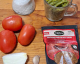 Foto del paso 1 de la receta: Sopa de nopales con chile guajillo