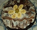 صورة لخطوة 7 من وصفة كيكة الفانيلا في طنجرة الضغط بصوص الشوكولا 😋