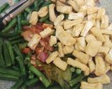 Foto langkah ke 4 dari resep Oseng Tahu Kacang Panjang.