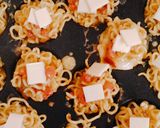 Foto langkah ke 3 dari resep Mie Keranjang Keju.