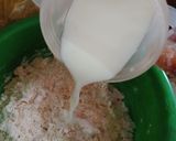 Foto langkah ke 2 dari resep Donat ubi jalar.