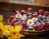 Foto del passaggio 5 della ricetta La crostata della primavera