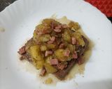 Foto del paso 4 de la receta: Hamburguesa con cubierta de manzana a la cerveza, acompañado de ensalada de aguacate y tomate