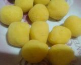 Foto langkah ke 3 dari resep Mooncake Flower.