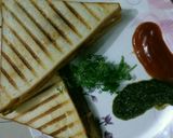 A picture of step 6 of Veg grilled sandwich.