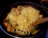 Φωτογραφία βήματος 5 της συνταγής Noodles με  λαχανικά και κοτόπουλο💞