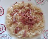 Foto del passaggio 3 della ricetta Riso con pancetta croccante
