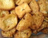 Foto langkah ke 6 dari resep Tahu Tempe Goreng Bumbu Kuning Simpel.
