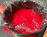 Une image de l'étape 24 de Gâteau-miroir en forme de cœur 3D, fourré à la fraise et à la mousse à la vanille.
