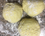 Foto del paso 5 de la receta: PAN 🥖🥖TRENZADO 🥨🥨 4 QUESOS 🧀🧀Y MOSTAZA CON MIX DE SEMILLAS🥖🧀🥨