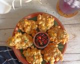 Foto langkah ke 4 dari resep Bakwan Jagung dg Sambal Kecap #274.