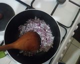 A picture of step 2 of Lentils in coconut sauce.