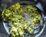 A picture of step 4 of Mixed Spinach Pakora.
