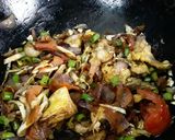 A picture of step 3 of Chicken and veg fried...