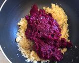 A picture of step 5 of Chikoo Beetroot Barfi.