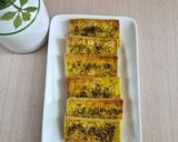 Foto langkah ke 6 dari resep Crispy Garlic Bread.