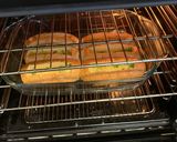 Foto langkah ke 2 dari resep Cheese Baked Hot Dog 🌭.