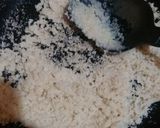 A picture of step 1 of Meethay samosay.