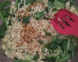 Foto langkah ke 4 dari resep Mie Goreng Jawa.