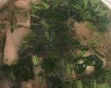 Gambar langkah 6 resipi Sup Ayam MSG Natural.