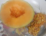 A picture of step 1 of Muskmelon icecream.