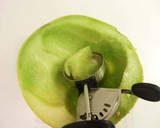 Foto del paso 1 de la receta: Zumo de melón con té Matcha