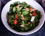 Une image de l'étape 3 de Salade de mâche saumon gravlax et mozzarella.