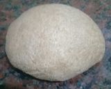 Foto del paso 2 de la receta: Pizza de cebolla con harina integral
