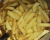 A picture of step 4 of Fried chips/frenchfries #4weekschallenge.