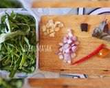 Foto langkah ke 1 dari resep Oseng Kangkung Terasi.