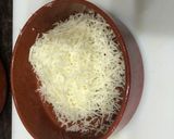 Foto del paso 2 de la receta: Rollitos de tortilla de zanahoria rallada, queso y perejil