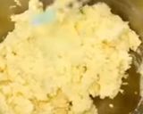 Foto langkah ke 3 dari resep Crunchy cheese cookies.