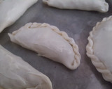 Foto del paso 4 de la receta: Empanadas Criollas (de carne sin cebolla)