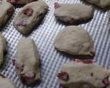 Foto del paso 6 de la receta: Bizcochos de salame y queso con hojaldre express