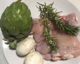 Foto del paso 1 de la receta: Pollo cinco ingredientes:(pollo, alcachofa, champiñones, romero y limón 🍋)