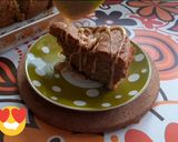 Foto langkah ke 6 dari resep Bolu Gaplek Saus Karamel ala Rianti Kitchen.
