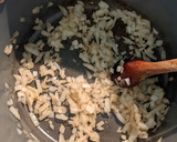 Foto del paso 1 de la receta: Crema de arvejas amarillas y zapallo