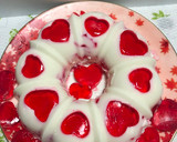 Foto del paso 3 de la receta: Gelatina Mosaico  de corazón Con Leche de Coco y Gelatina de Fresas!!!