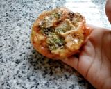 Foto del paso 5 de la receta: Pizza en 3 minutos🍕+ 3️⃣=❤️