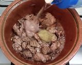 A picture of step 4 of Dahi Gosht(yoghurt Curry).