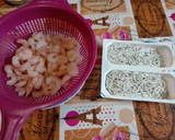 Foto del paso 2 de la receta: Merluza rellena de gambas y gulas