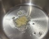 Foto langkah ke 2 dari resep Oyong tumis Telur.