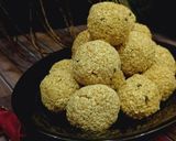 तिल गुड़ के लाडू (til gur ke ladoo recipe in Hindi) रेसिपी चरण 5 फोटो