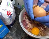 Foto del paso 1 de la receta Albóndigas en salsa de champiñones variados y trigueros silvestres de temporada